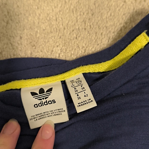 Adidas Navy Blue T-shirt - Picture 3 of 5